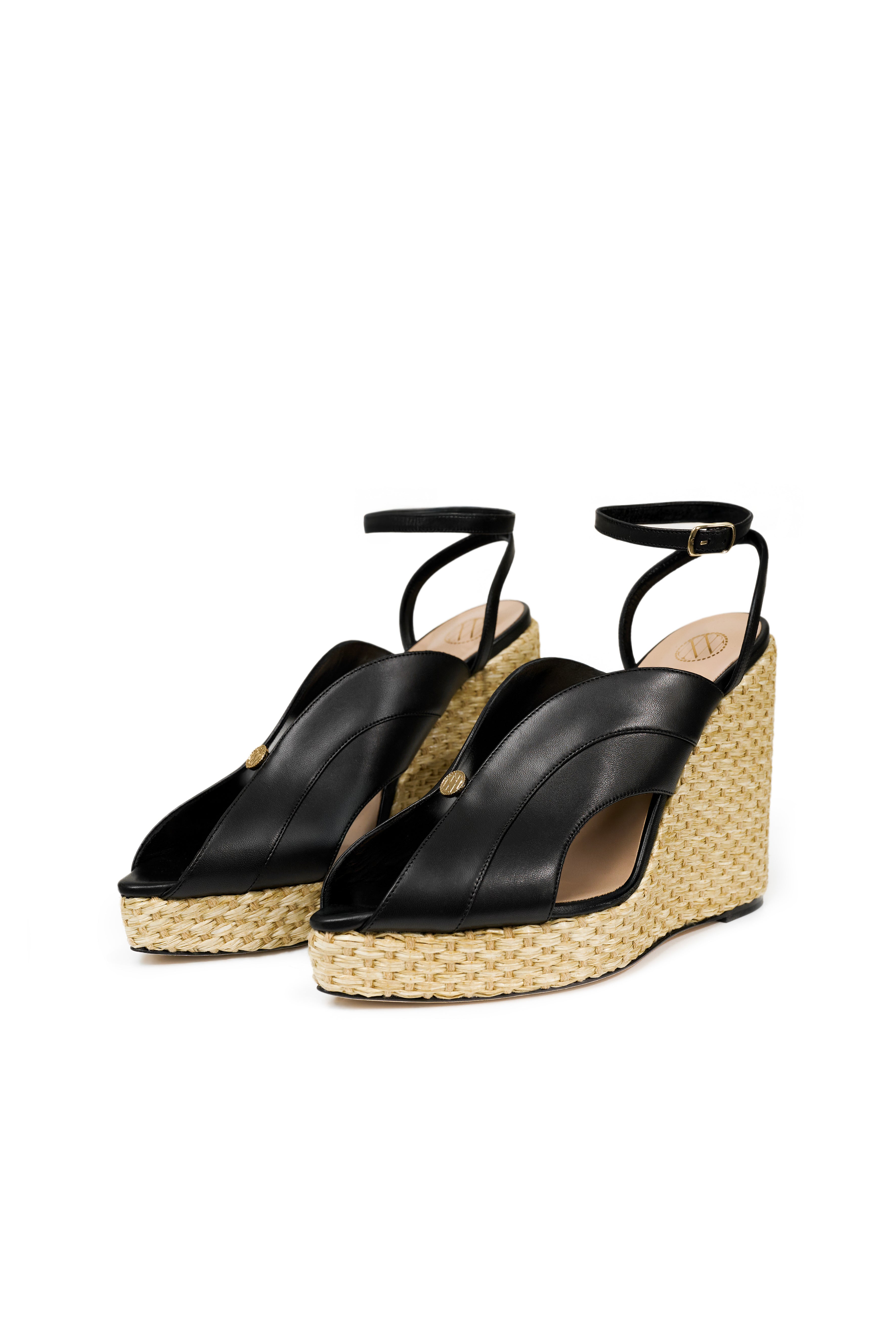 Anya Wedge in Black