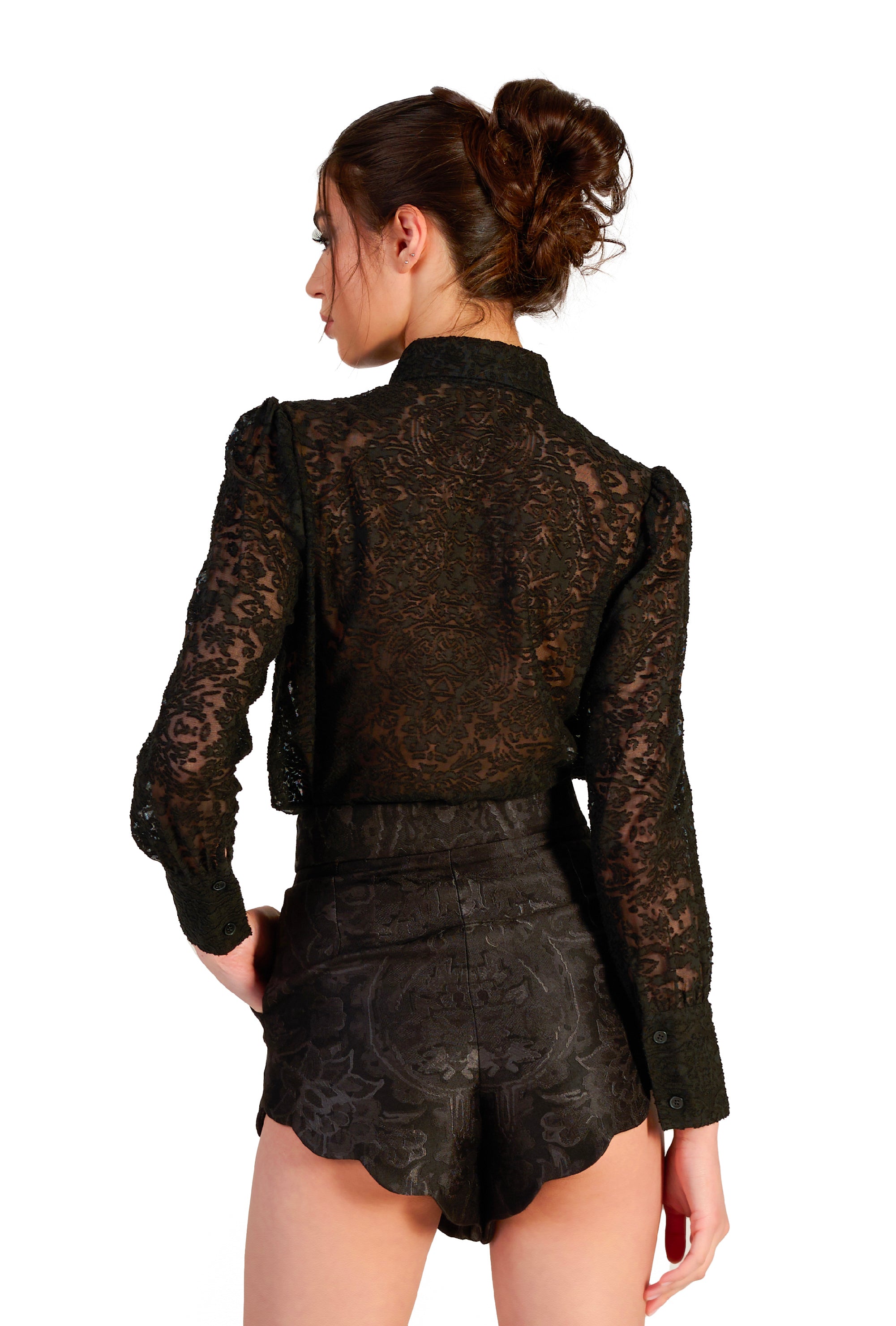 Bract Shorts in Black Elysium